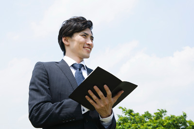 提出書類や写真はどのようにしたらいいのでしょうか